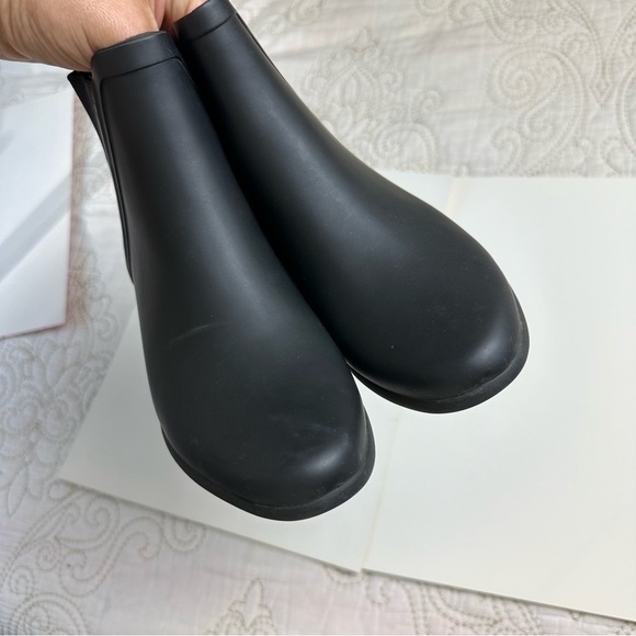 Loeffler Randall matte black ankle rain boots - Picture 4 of 7
